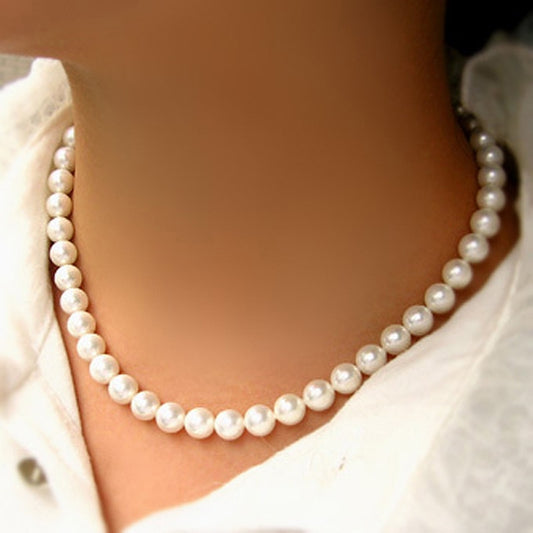 White Pearl Chokers Necklace for Women and Men Vintage Handmade Jewelry Perfect for Weddings Banquets and Gifts
